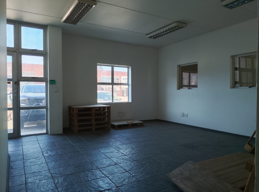 To Let Commercial Property for Rent in Stikland Industrial Western Cape